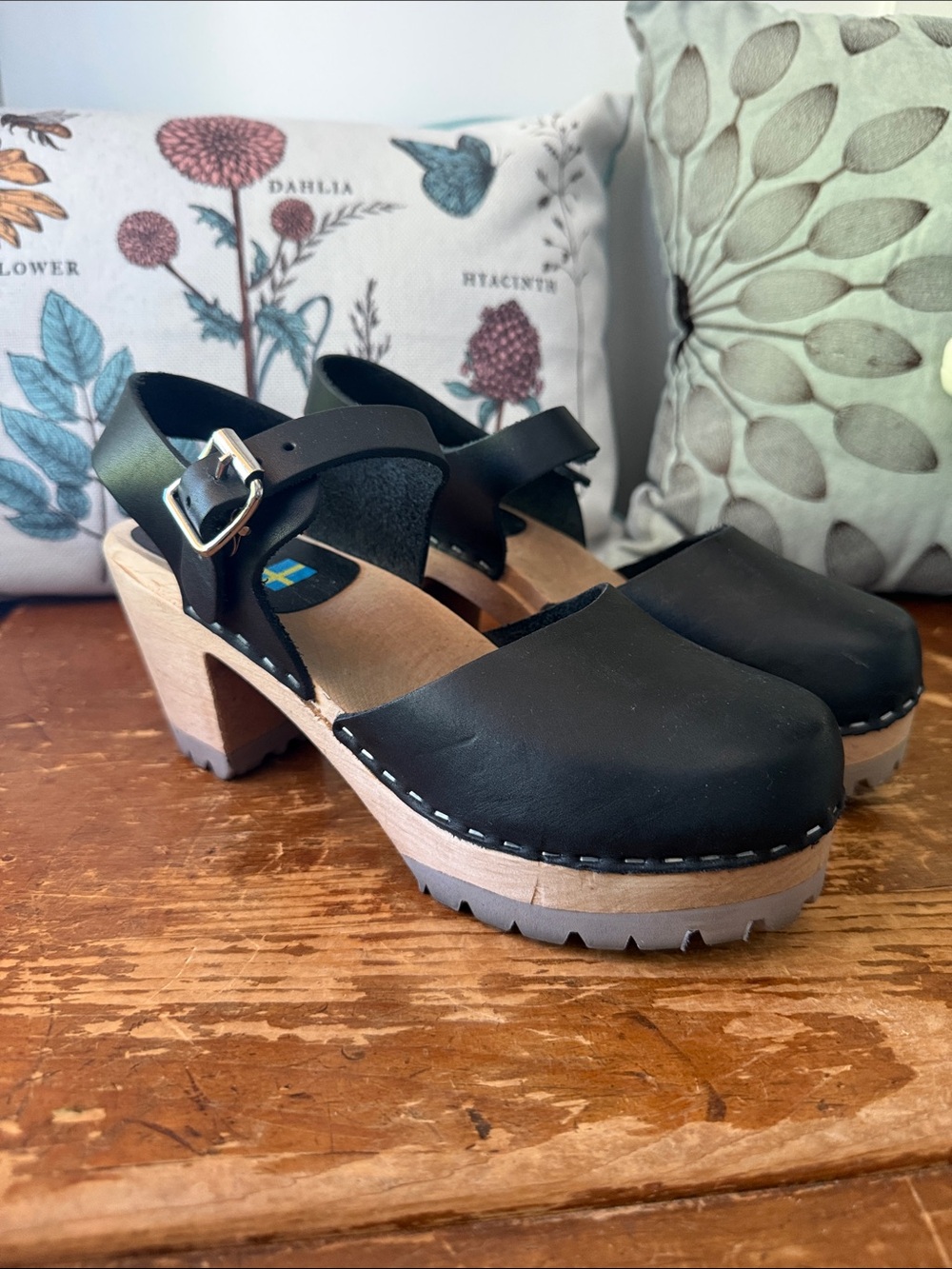 MIA Abba Clog Sandals Black Leather Size 37